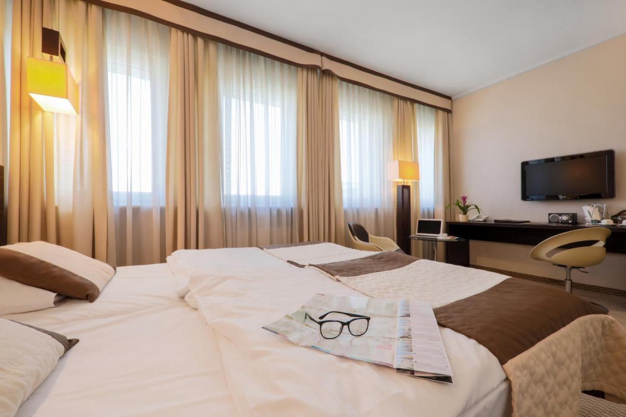 Borowiecki 3* Łódź